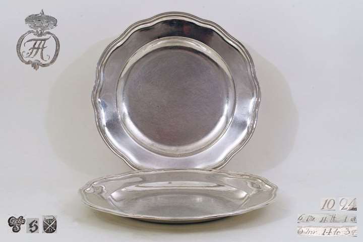 Set of two Plates, Silver from the Royal Collection of the House of Wettin, King and Elector of Saxony and Duke of Warsaw Frederick Augustus I/III (1750-1827)